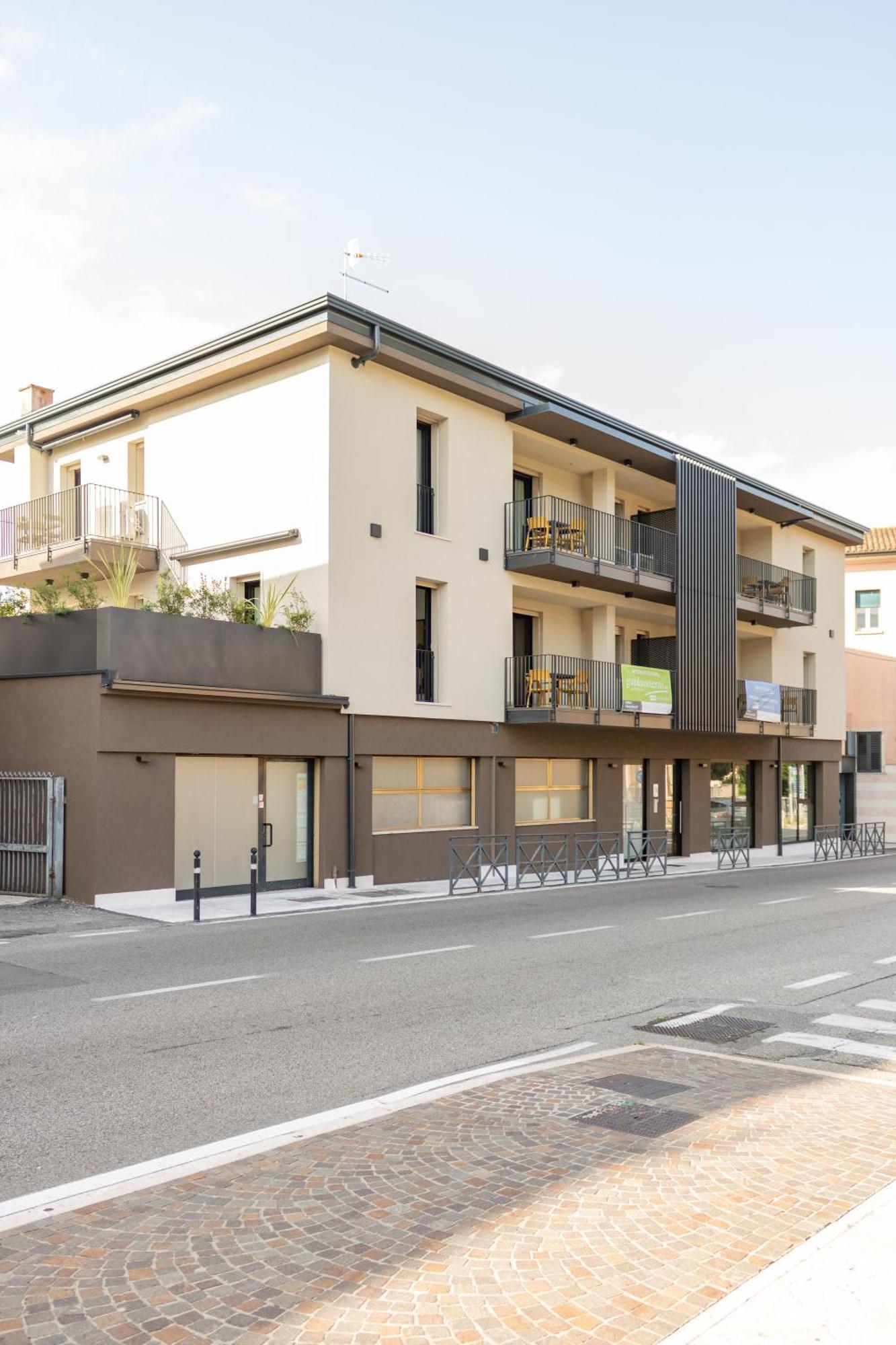 Apartmentsgarda Garda  Eksteriør billede